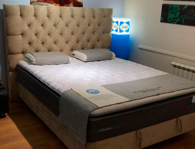 Кровать Brooklyn с основанием Raibox